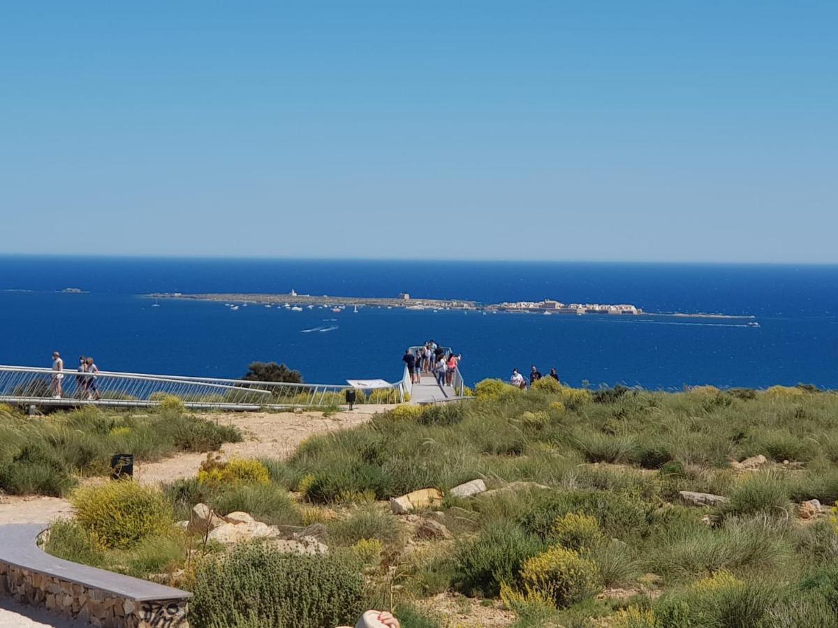Апартаменты Arenales Sol Y Playa Galatea I Ареналес-дель-Соль Экстерьер фото